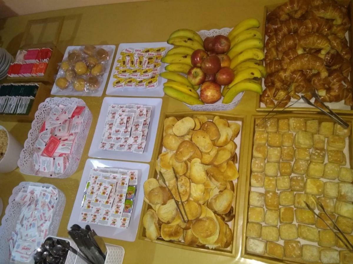 Hotel Nuevo Fatica فيلا كارلوس باز المظهر الخارجي الصورة